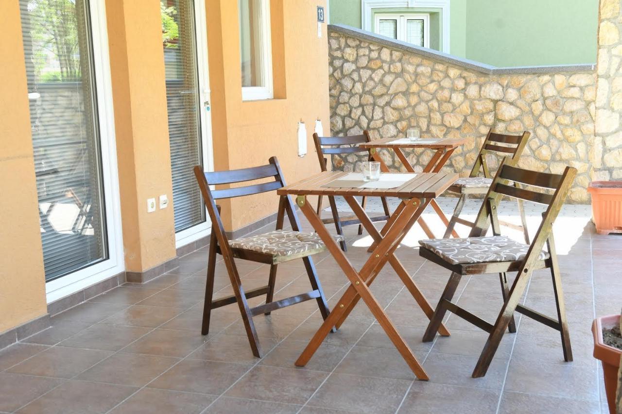Ferienwohnung Sobe Alex Veliko Gradište Exterior foto